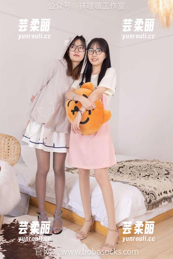 BoBoSocks袜啵啵 - 甜甜圈的无敌魅力：高跟凉鞋和私房图集组合大揭秘！