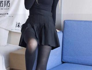 BoBoSocks袜啵啵 – 观看稚予与厚白丝，忍不住想问，这脚底猫爪印是怎么回事呀？