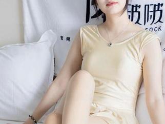 BoBoSocks袜啵啵 – 在银行制服里，芝士要给你最全的图集，准备好被吸引了吗？