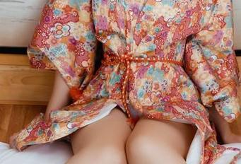 GIRLT果团网 – 学妹写真套图，让小九九也瞬间沉迷了！
