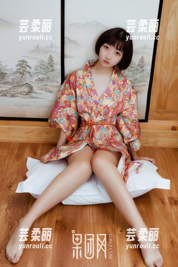 GIRLT果团网 - 学妹写真套图，让小九九也瞬间沉迷了！