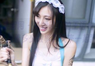 GIRLT果团网 – 白裙子下的王语纯，图片合集里藏着多少故事？快来一起猜吧！
