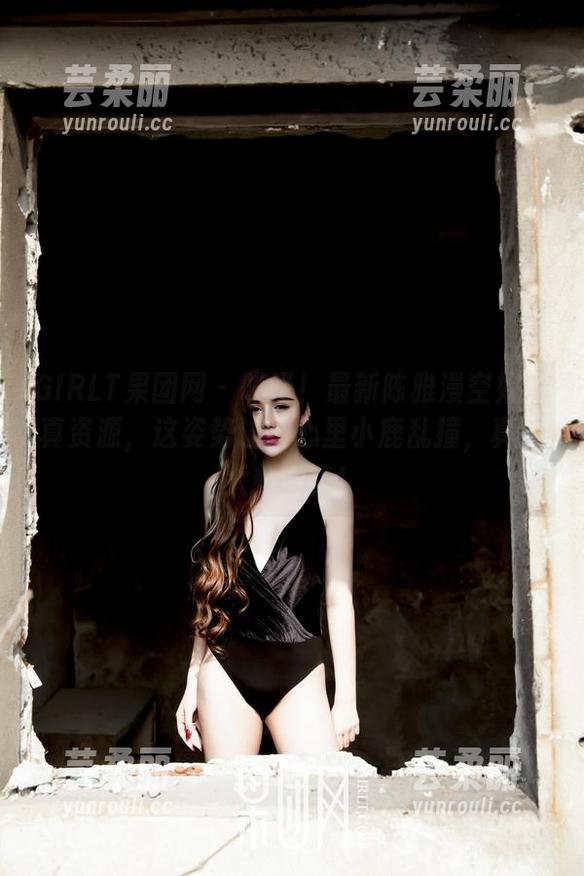 GIRLT果团网 - 哎呀！最新陈雅漫空姐写真资源，这姿势让我心里小鹿乱撞，真是太刺激了！