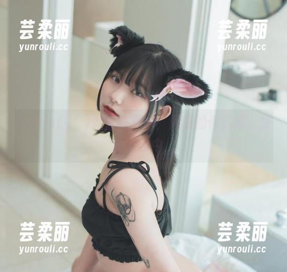 Hizzy(히지)的泳衣周末：闲散的作品集，资源散步中...