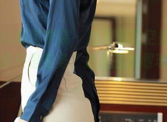 MFStar模范学院 – 郑颖姗的空姐写真，谁说空乘只是服务？这是在给眼球加油啊！