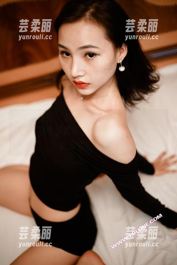PDL潘多拉 - 精选牛仔裤套图：陈雅漫告诉你，穿牛仔裤前后差别啥？就像开车跟边放空差不多！