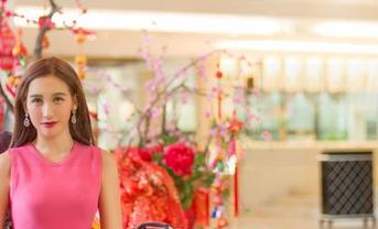 TGOD推女神 – 看！颖莹儿YY的女仆合集：我敢打赌你会停留好久