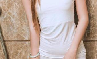 TouTiao头条女神 – 想知道童安琪的圣诞私房合集有多好？就像喝了三杯热巧克力！