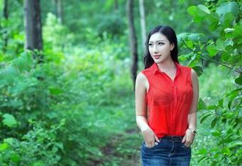 TuiGirl推女郎 – 在线访问！梁棋棋的美脚资源，让我沉迷无法自拔！