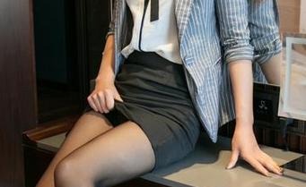 UGirls尤果网 – 赵智妍的蕾丝写真：此图包不止是美，更是心灵的触碰！
