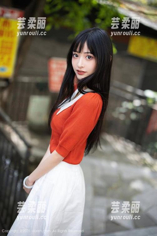 Xiuren秀人网 - KOKO可可的私拍原图：自拍背后的故事，哦，连我都想成为她的‘版权’！