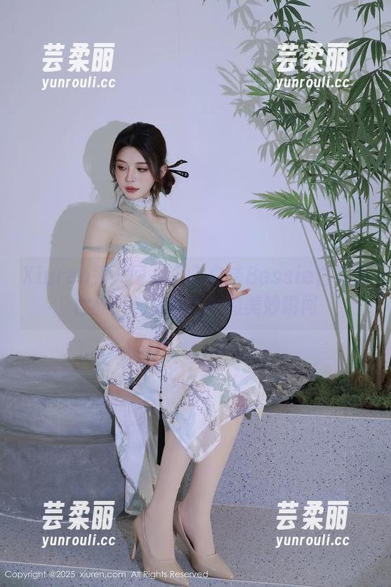 Xiuren秀人网 - 潜入白洁Bessie白裙的世界:私房图包中的美妙瞬间 Xiuren秀人网 - 潜入白洁Bessie白裙的世界:私房图包中的美妙瞬间