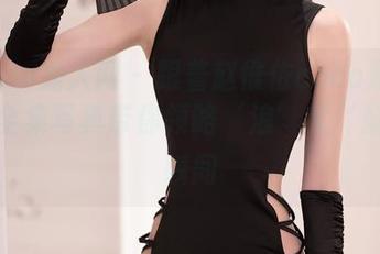 Xiuren秀人网 – 跟着赵惟依coco海边探险，全集写真带你领略‘浪’又‘妩’的瞬间