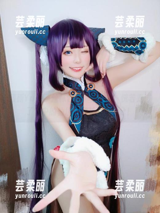 最新Yuki亭丝袜套图，穿上它，恍若走进了梦中的仙境，腿长了十公分！