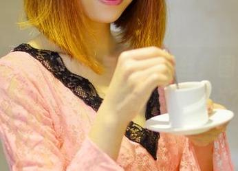 pans – 咖喱小姐与她的肉丝：图库分享背后的故事能不能更香一点？