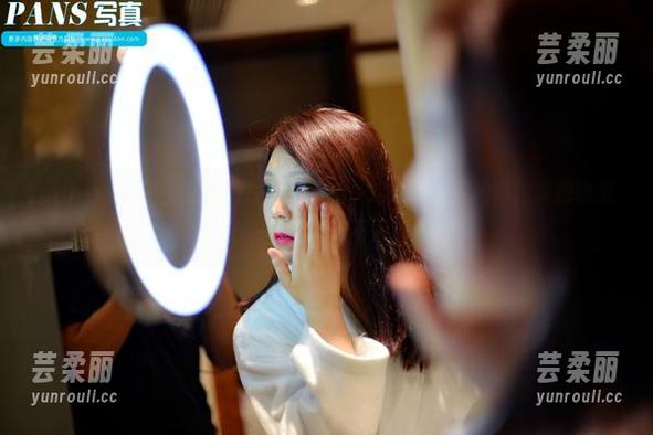 pans - 小彤的旅拍图片精选，哇，这光影、这构图，真想也来拍一组，但我不太会...