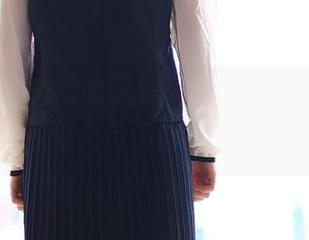 rosi – 恋恋的美腿美图更新，真是让人想说，怎么每天都有新花样？