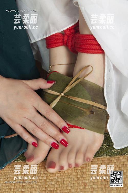 丽柜 - 团子的透明哲学：看我的美图，没什么好隐瞒的！