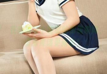 丽柜 – 在线捕获小璐璐的眼镜瞬间，你的资源库该更新啦！