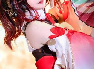 你夏夏的秘书COS，分享一下这灵动的魅力！