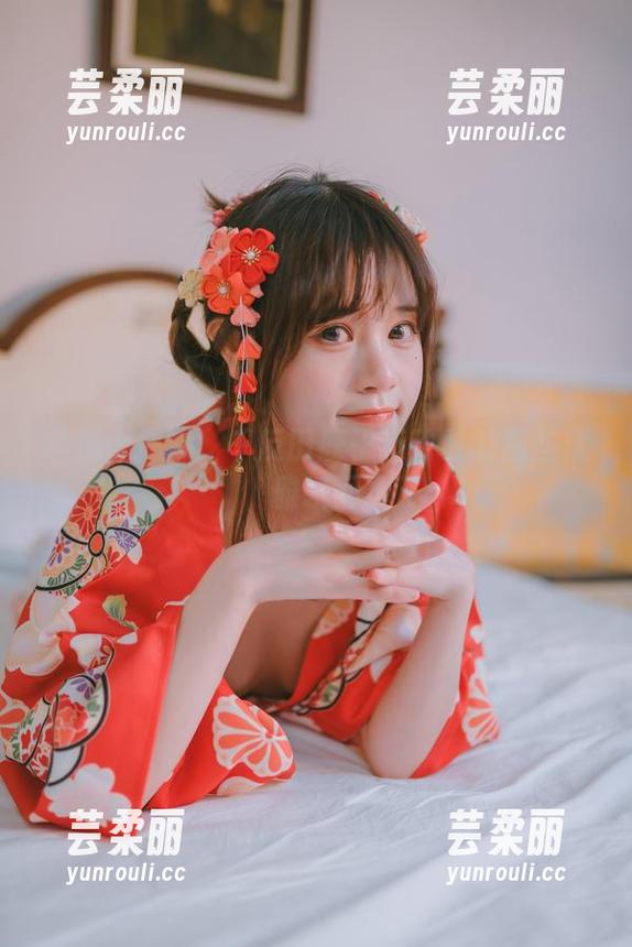 私拍大揭秘！千反田鹿子运动时的那些优雅瞬间