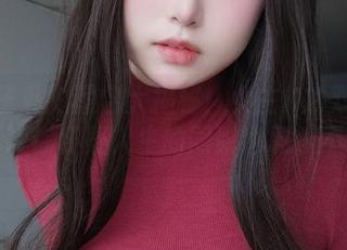 黑双子私拍图包大揭秘！女主K的双重魅力，让你怀疑人生的同时也忍俊不禁。