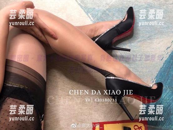 微密圈 - 宸大小姐的秘密写真，竟然让我想起了那些年我们的秘密...