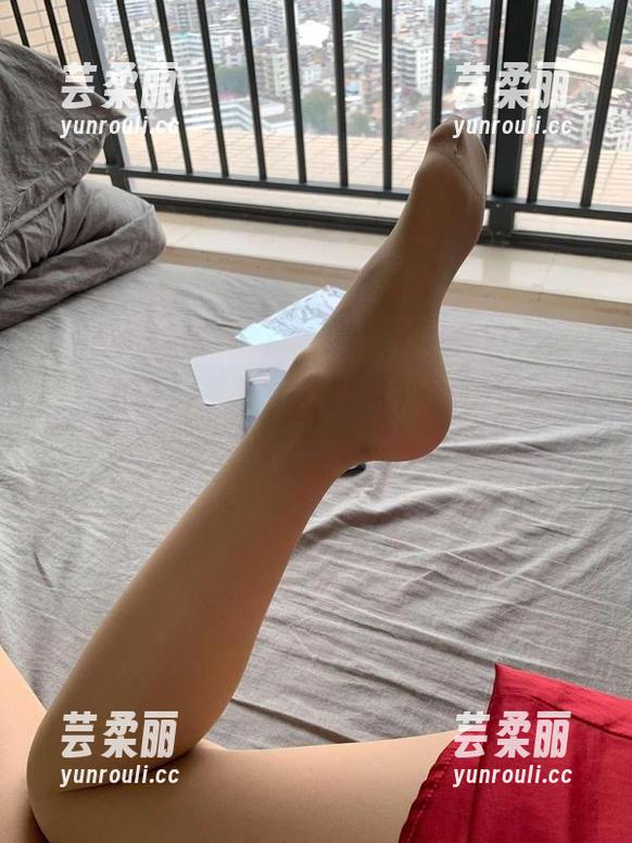 微密圈 - 私拍双人合影？小仙女ELaine让这整个场景变得无比诱人。