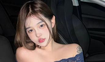 微密圈 – 小优优子的圣诞限定合集，照片里的每一张都在说“快来看看我！”