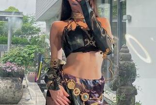 微密圈 – 小玉吃果冻精选：当豹纹遇上带尾巴，是画风突变还是新时尚？