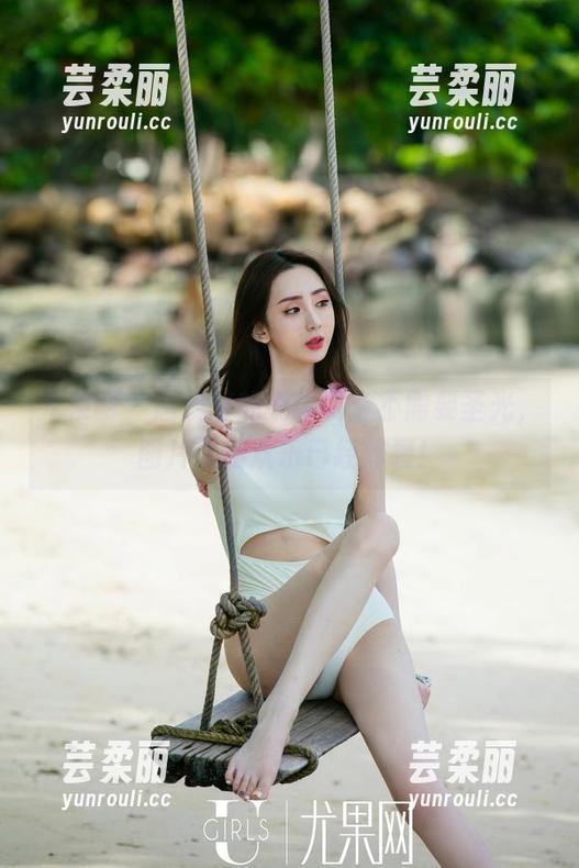 尤果网 - 唐溪若的奶牛说：不需要圣光，图片里的欢乐已经炸裂！