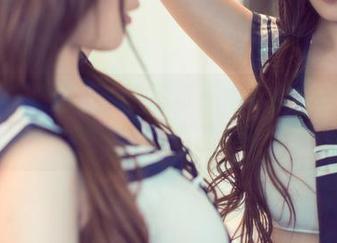 尤果网 – 艾霓莎的写真：内衣背后的那些我想告诉你的故事