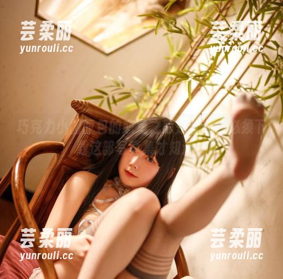 巧克力小圆面包的恋兔之踪是什么？必须下载这部写真集才知道！