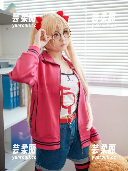 看！幼水铃衣的私房写真，梦浴少女图片中竟藏着那么多故事。