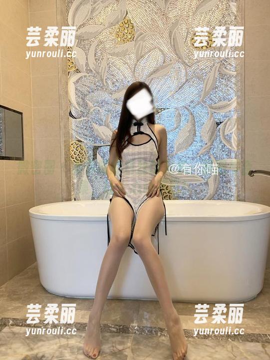 微密圈 - 有你喵的白丝时光机：原图与合集，让人心动不已！