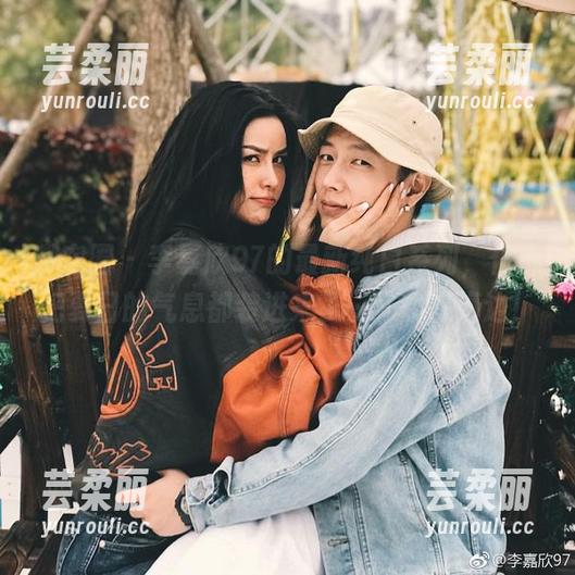 微密圈 - 李嘉欣97的最新纯白系列，仿佛把夏日的气息都装进来了…好想去海边！