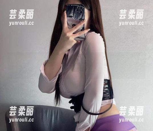 微密圈 - 秘书也是人，桃沢樱呀的图集分享让你感受不一样的职场魅力！
