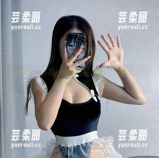 微密圈 - 当桃沢樱呀邂逅淋浴：私拍里那些让人心动的水珠