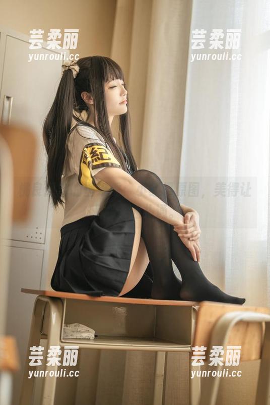 桃良阿宅的壁纸秀：小红帽原图，美得让人心扑通扑通。