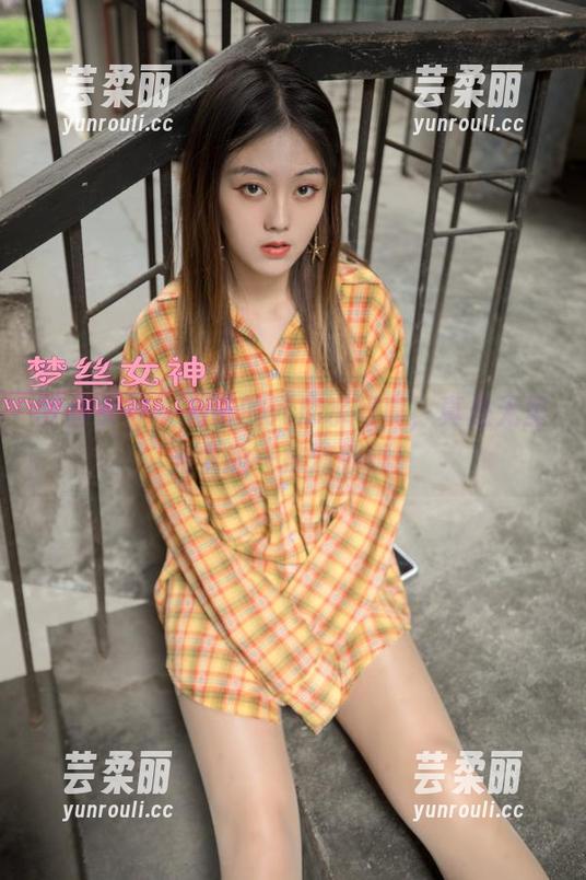 梦丝女神 - 刘诺的死库水写真，真是无圣光中的一抹清新啊！
