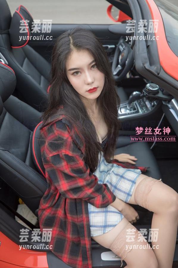 梦丝女神 - 不只是田园：玥玥的高清写真集，萌妹与浪漫的交织