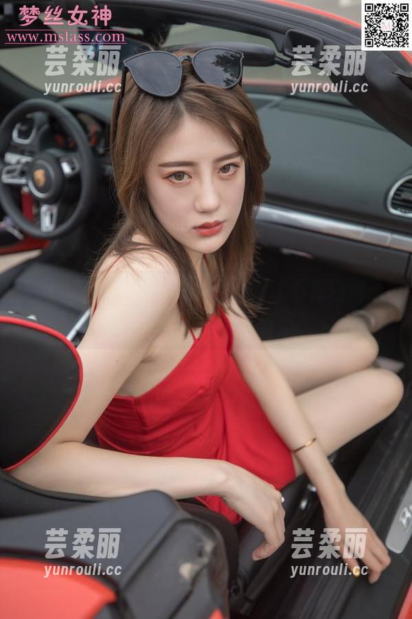 梦丝女神 - 香萱白裙图片：这不是白裙子，是白色梦境的代名词！