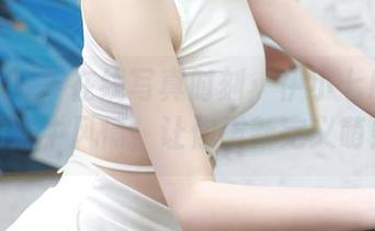 模范学院 – 在线写真时刻：伊小七MoMo的奶牛风情，让你重新定义萌！