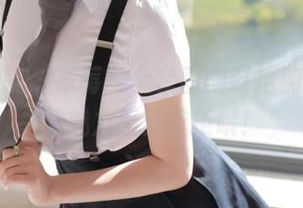 模范学院 – 草莓兔兔套图限时抢购，甜心的魅力无法抗拒哦！
