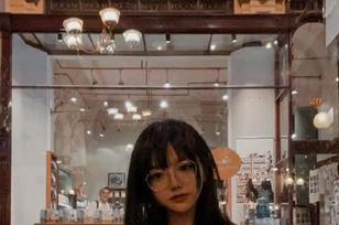 探秘樱群的私房世界，原图中的纱与光影游戏