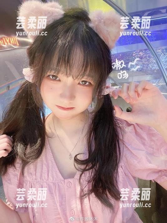 炸酱沐沐的黑太子：图库新宠，资源让我来为你揭幕！