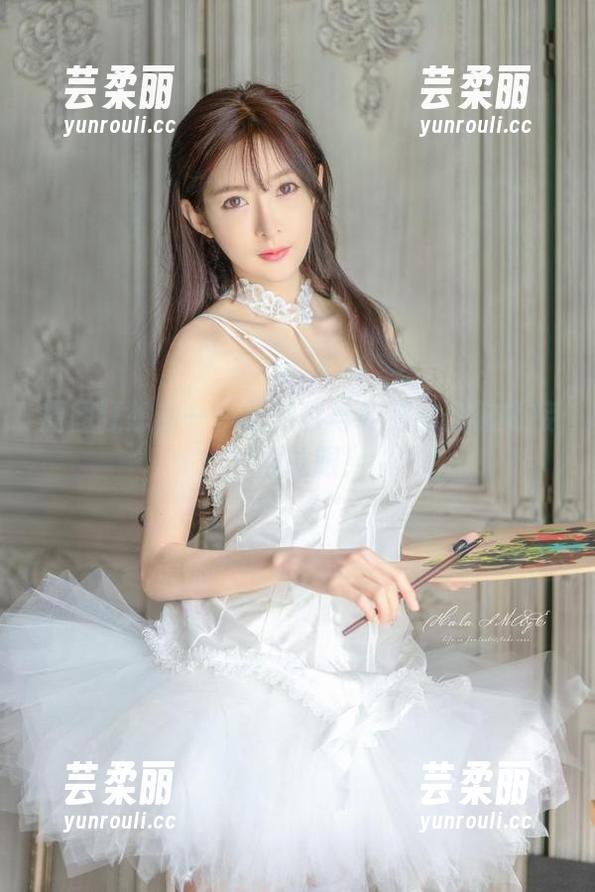 原图狂想曲——王羽杉与和服的无缝衔接，别眨眼！