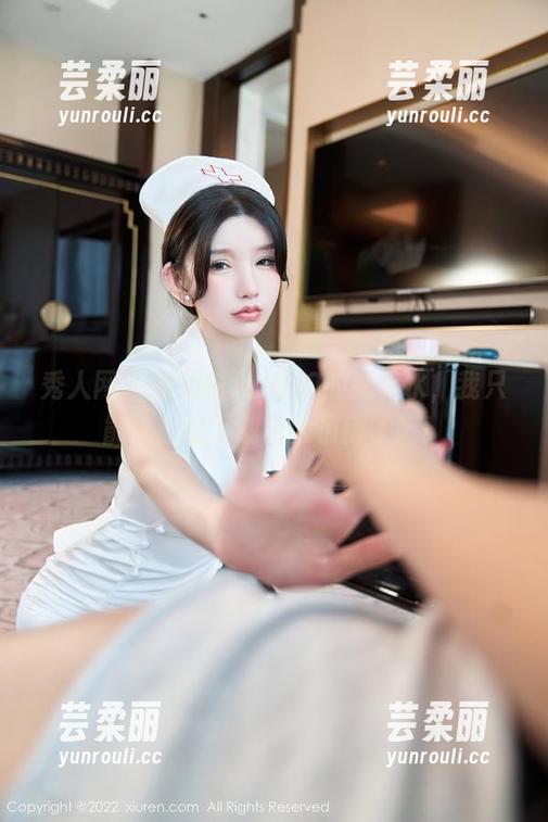 秀人网 - 看完喵喵JOJO的死库水，我只能说：这下载也太值得了吧！