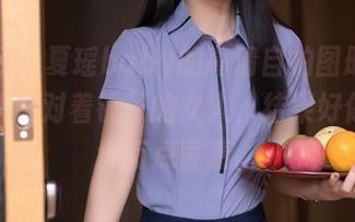 秀人网 – 夏瑶baby的高清自拍图册：史上最认真对着镜子的女人，结果好像镜子也有点害羞。