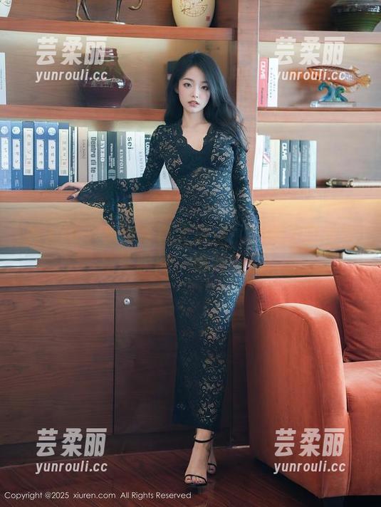 秀人网 - 免费写真大放送：娜娜子呀的双马尾瞬间，绝对吸睛！